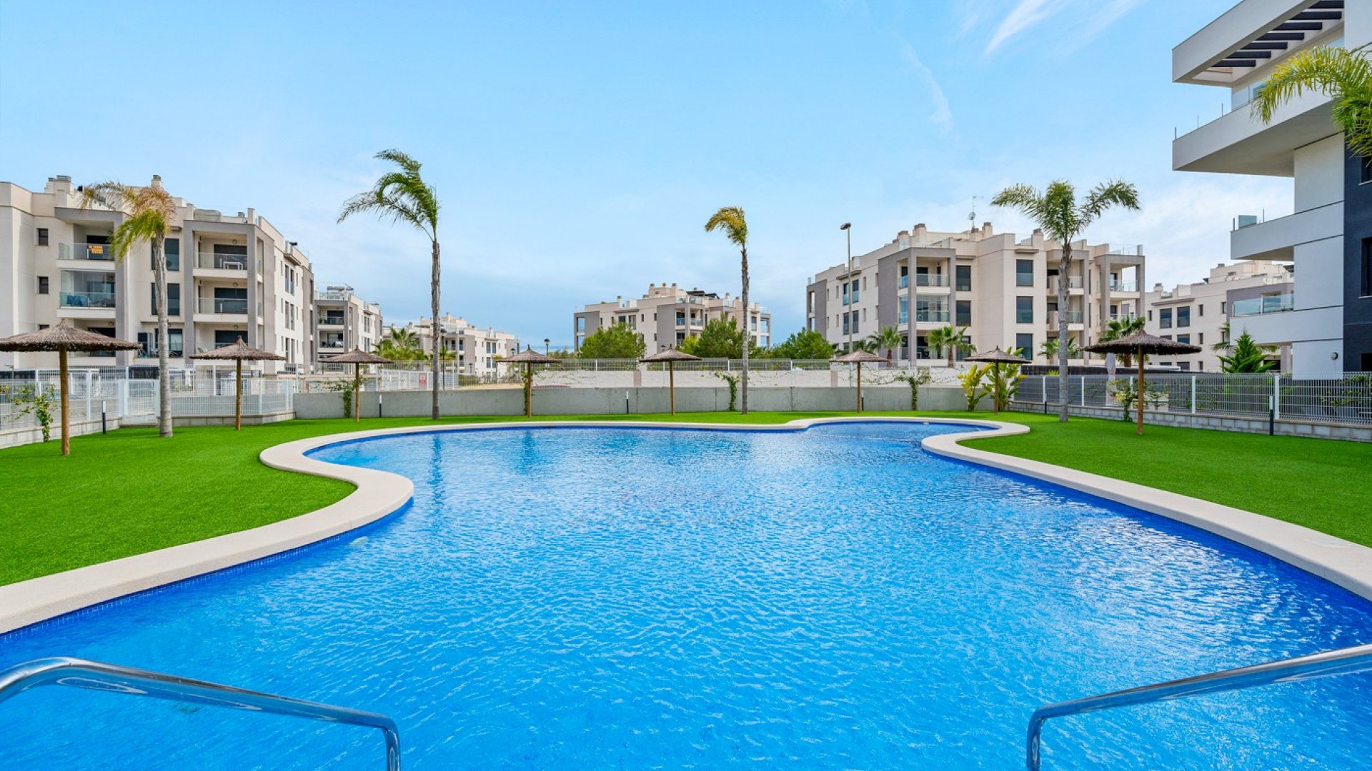 Reventa - Apartamentos -
Orihuela Costa - Villamartín