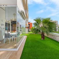 Reventa - Apartamentos -
Orihuela Costa - Villamartín