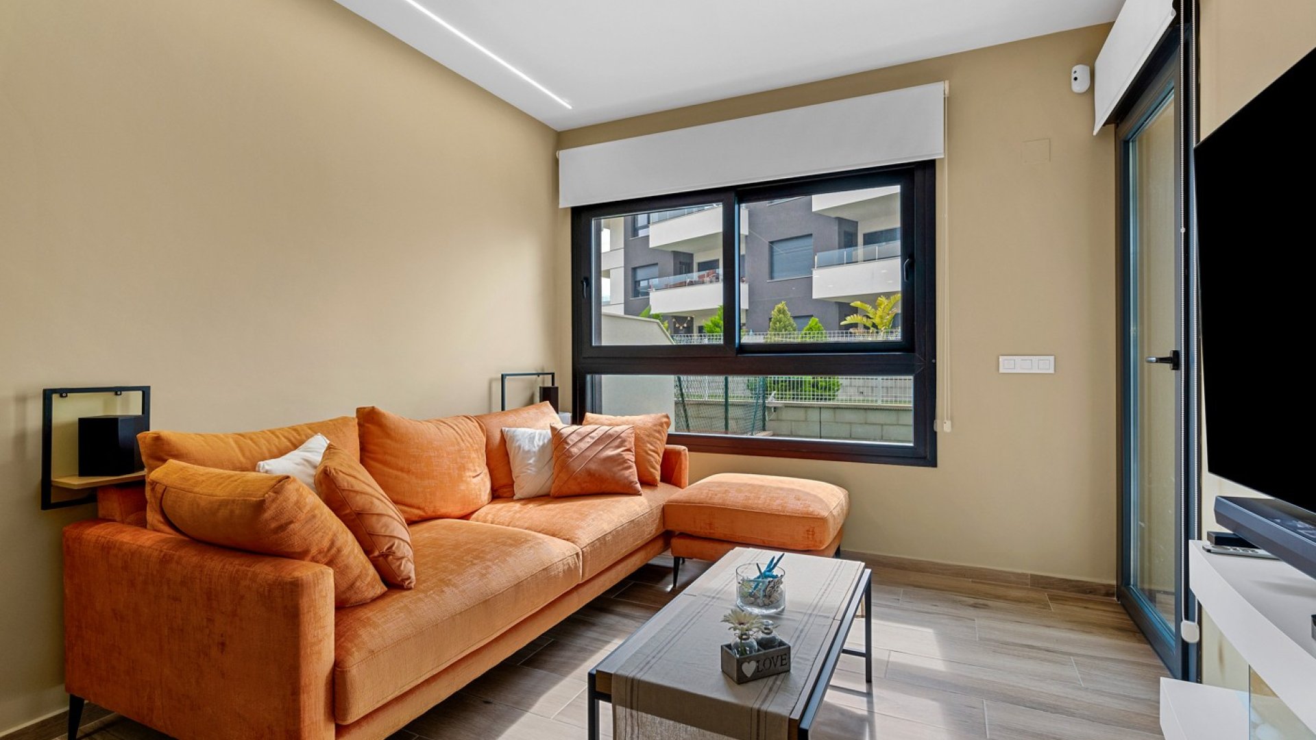 Reventa - Apartamentos -
Orihuela Costa - Villamartín