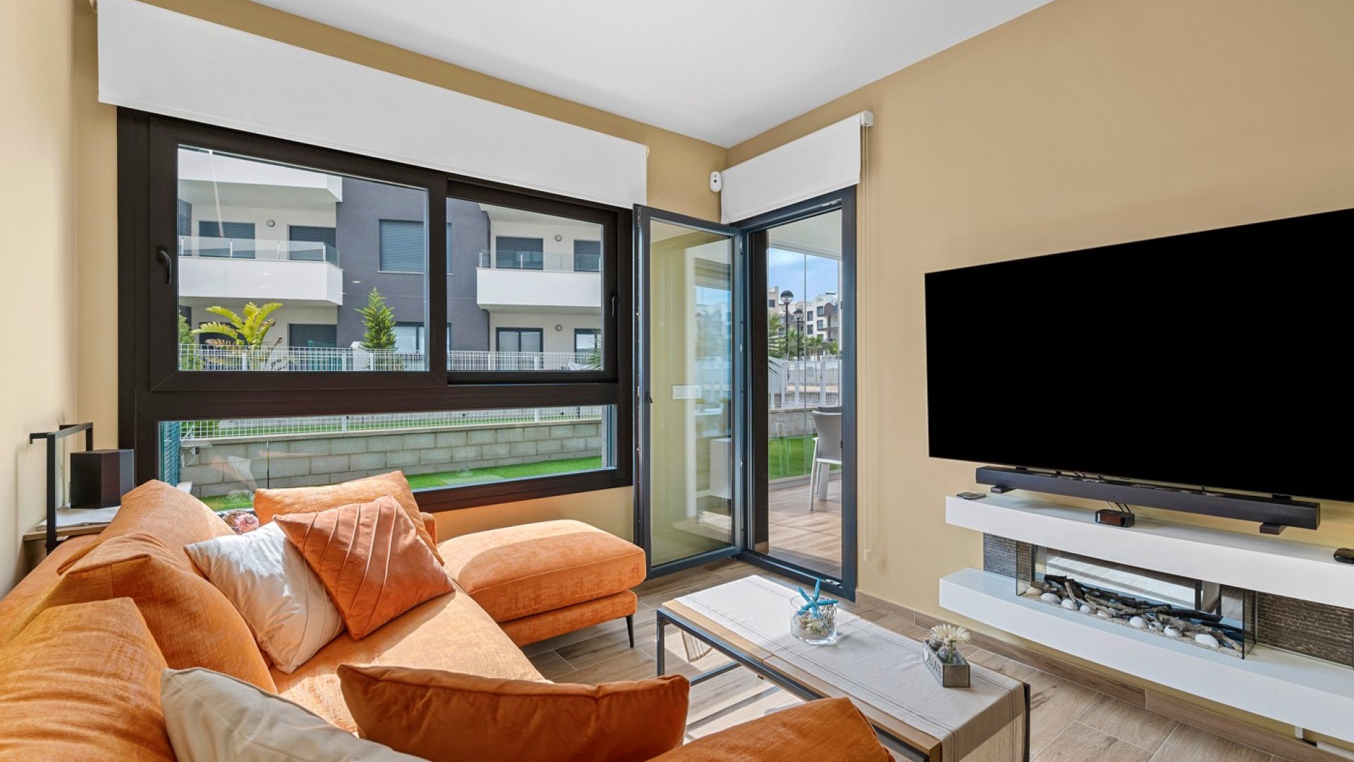 Reventa - Apartamentos -
Orihuela Costa - Villamartín