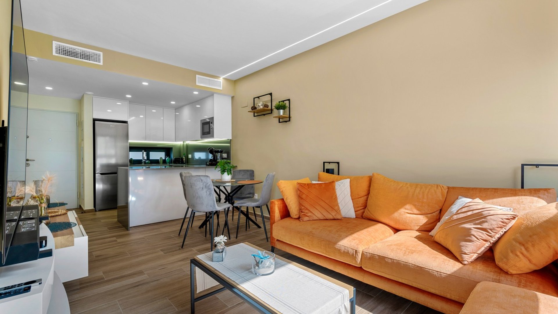 Reventa - Apartamentos -
Orihuela Costa - Villamartín