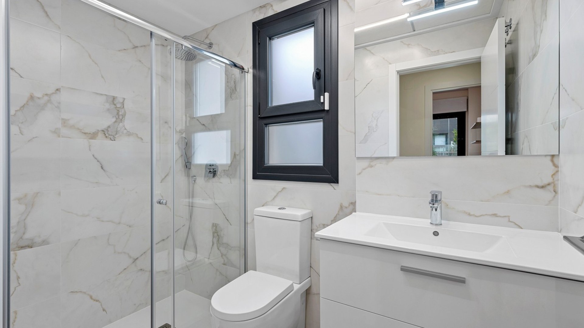 Reventa - Apartamentos -
Orihuela Costa - Villamartín