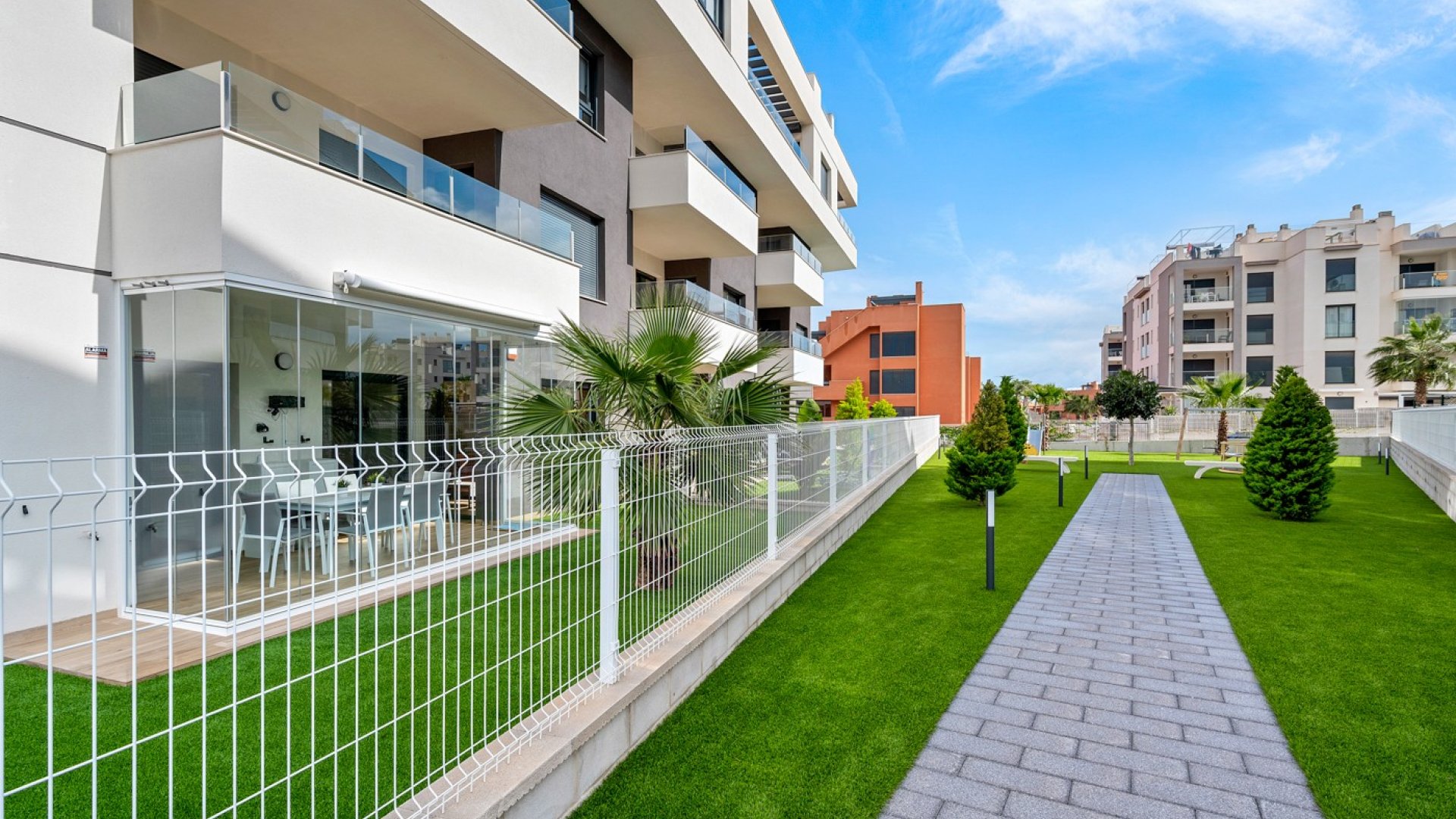 Reventa - Apartamentos -
Orihuela Costa - Villamartín
