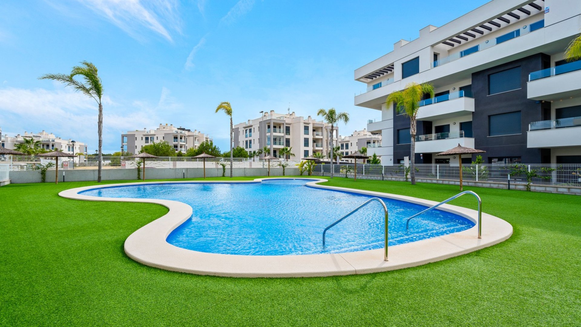 Reventa - Apartamentos -
Orihuela Costa - Villamartín