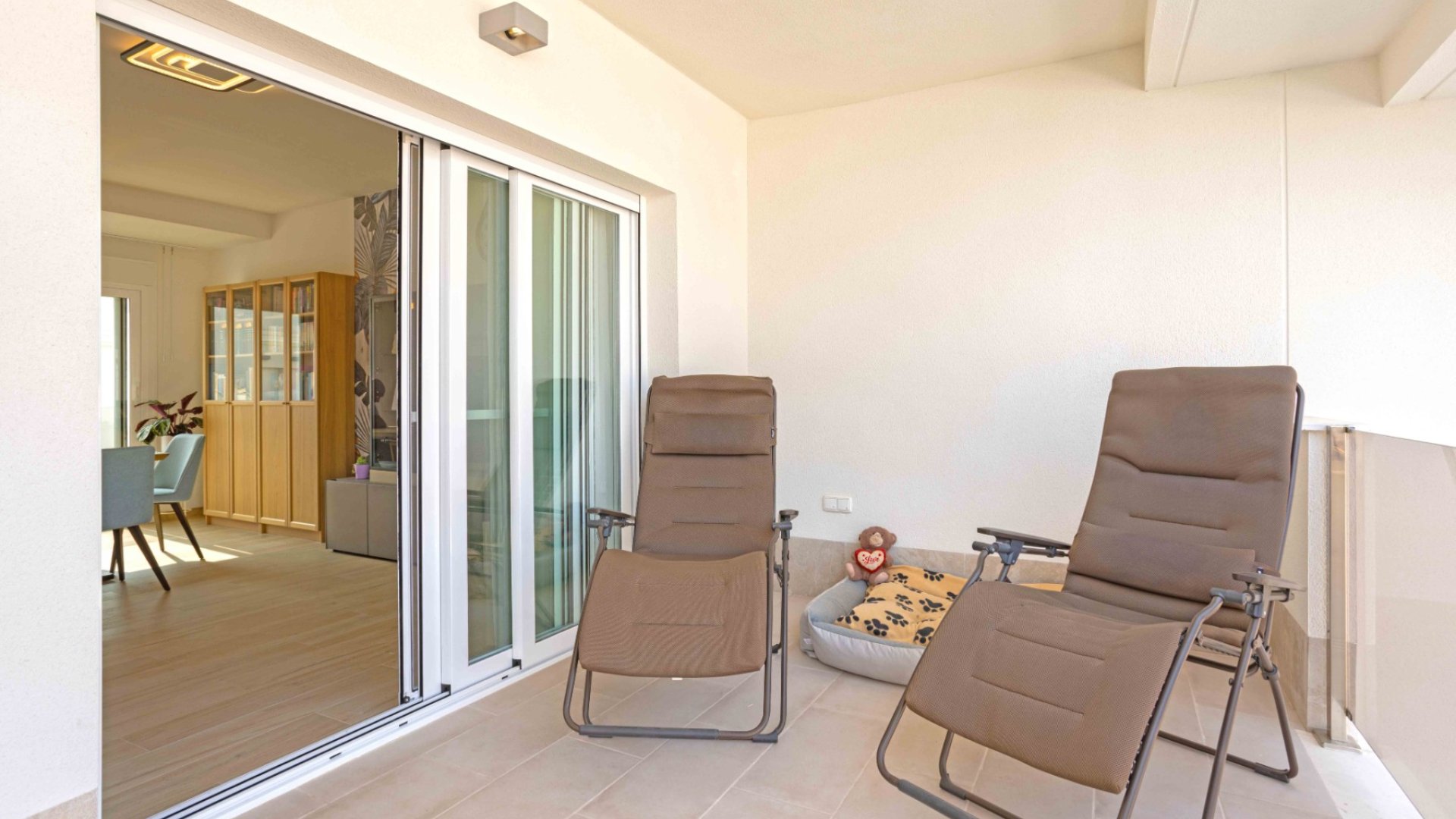 Reventa - Apartamentos -
Orihuela Costa - Villamartín