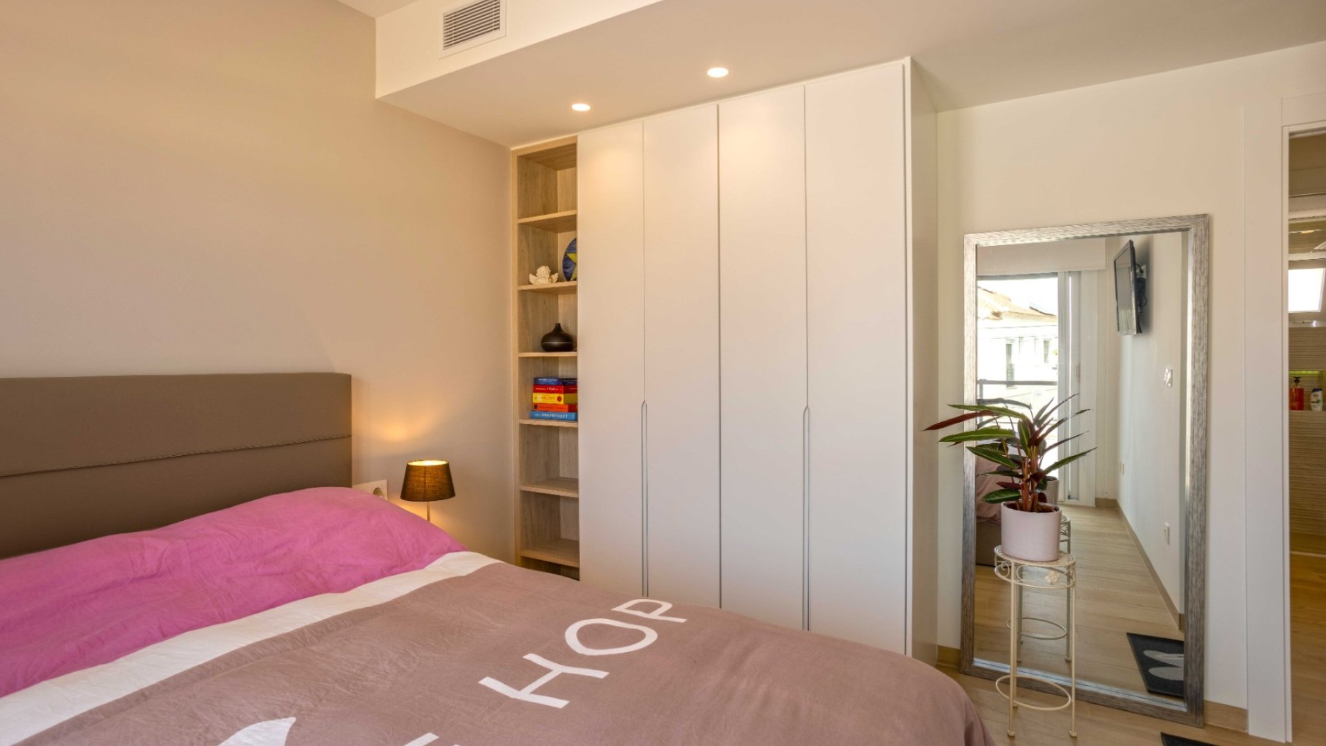 Reventa - Apartamentos -
Orihuela Costa - Villamartín