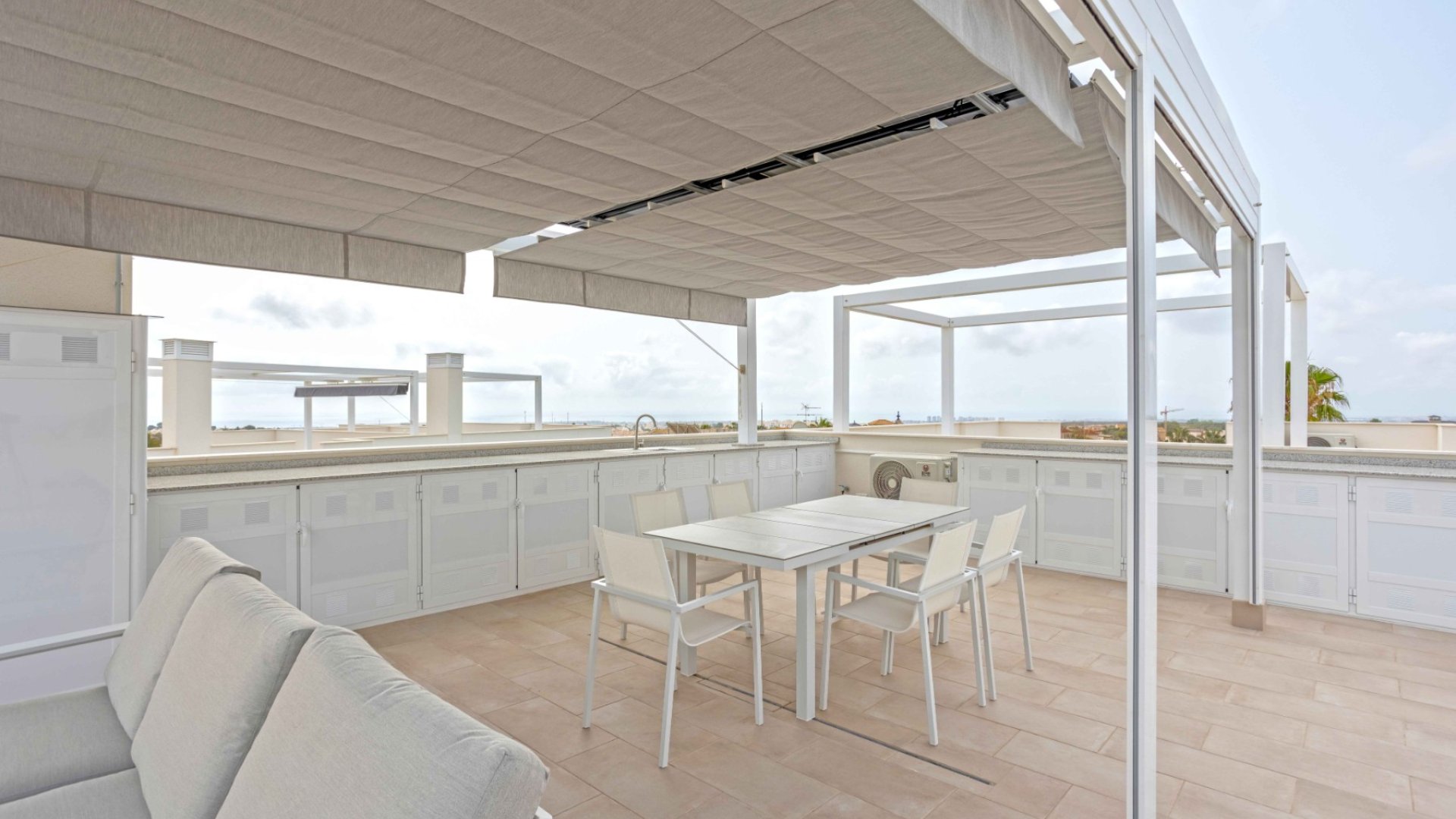 Reventa - Apartamentos -
Orihuela Costa - Villamartín