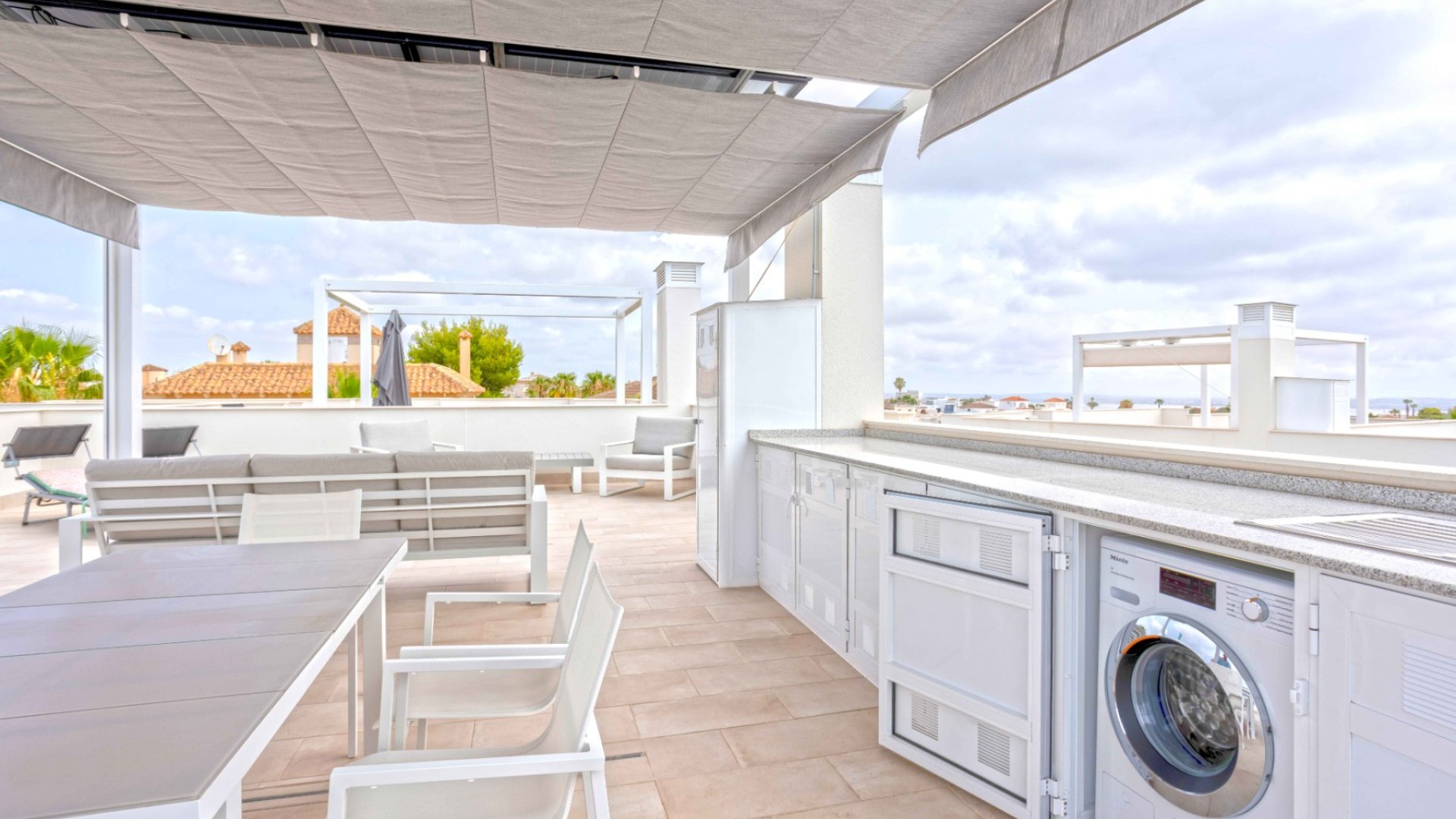 Reventa - Apartamentos -
Orihuela Costa - Villamartín