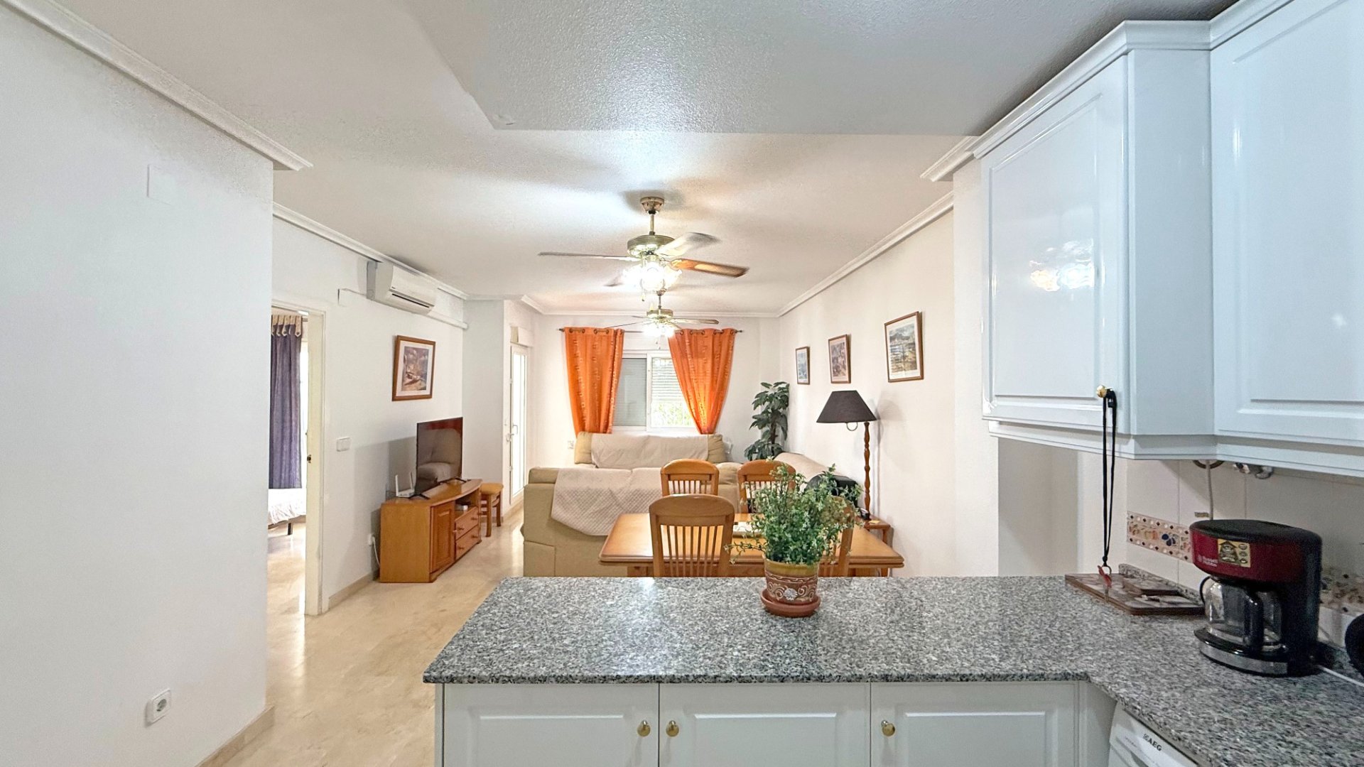 Reventa - Apartamentos -
Orihuela Costa - Villamartín