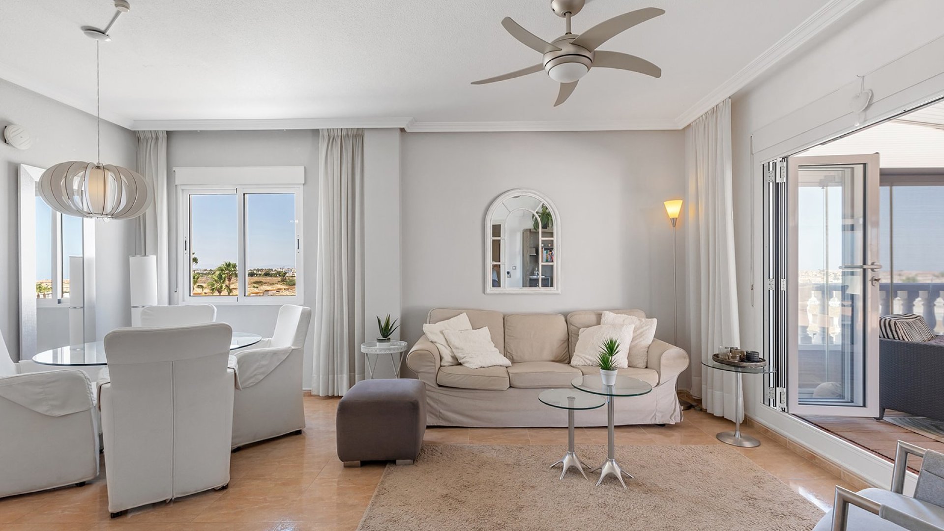 Reventa - Apartamentos -
Orihuela Costa - Villamartín