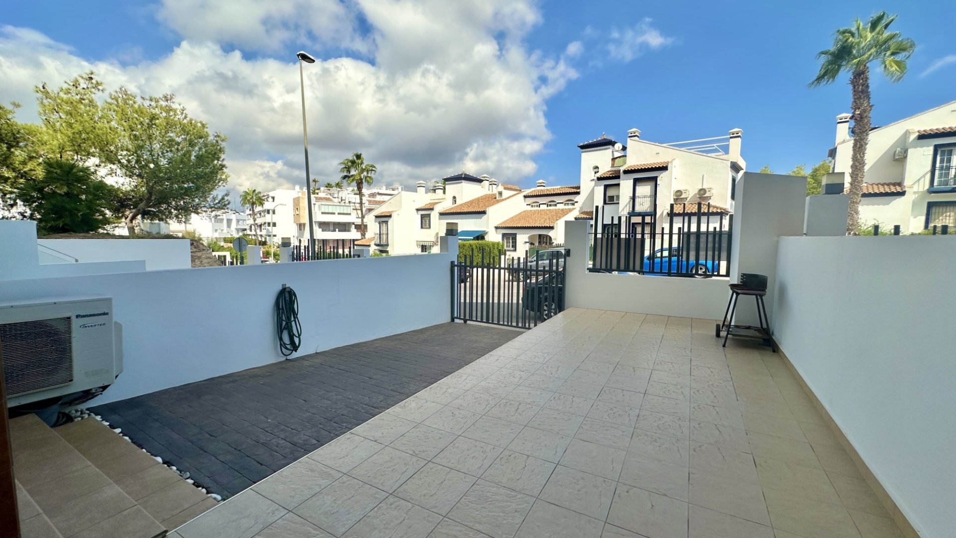 Reventa - Apartamentos -
Orihuela Costa - Villamartín