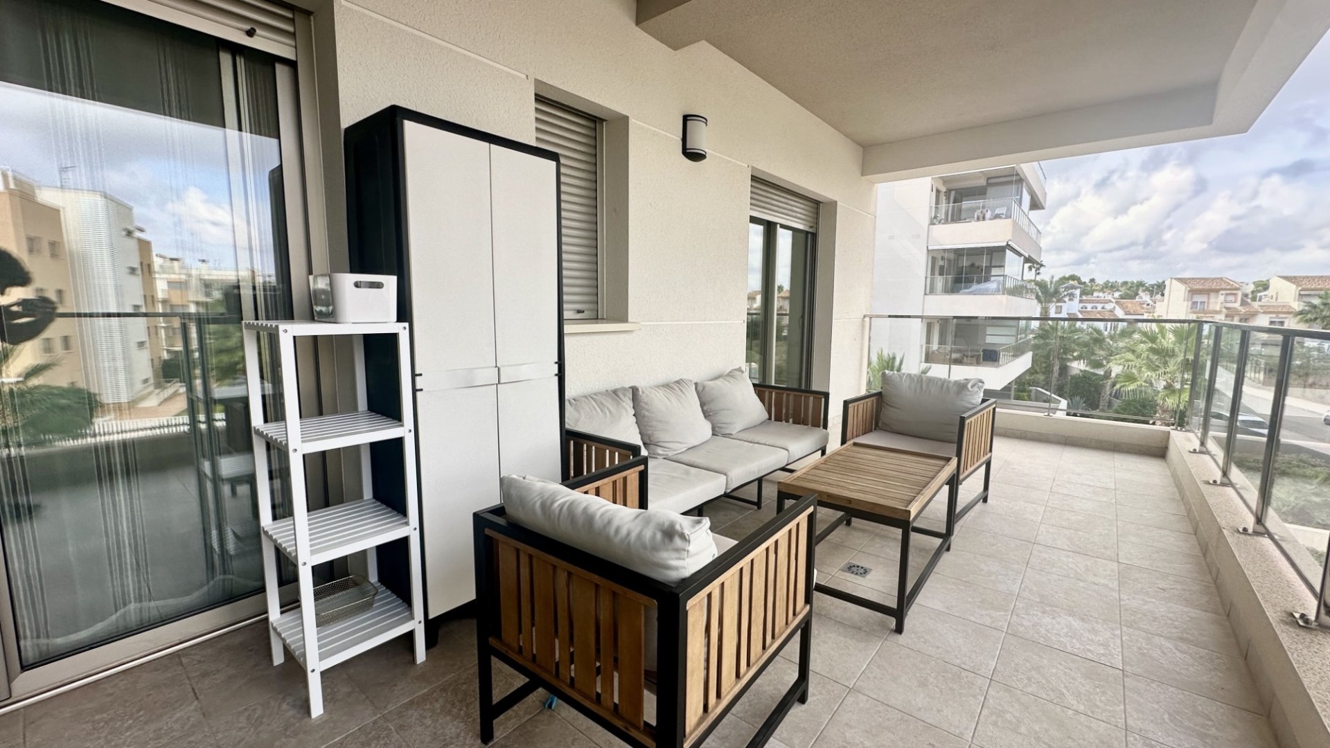 Reventa - Apartamentos -
Orihuela Costa - Villamartín