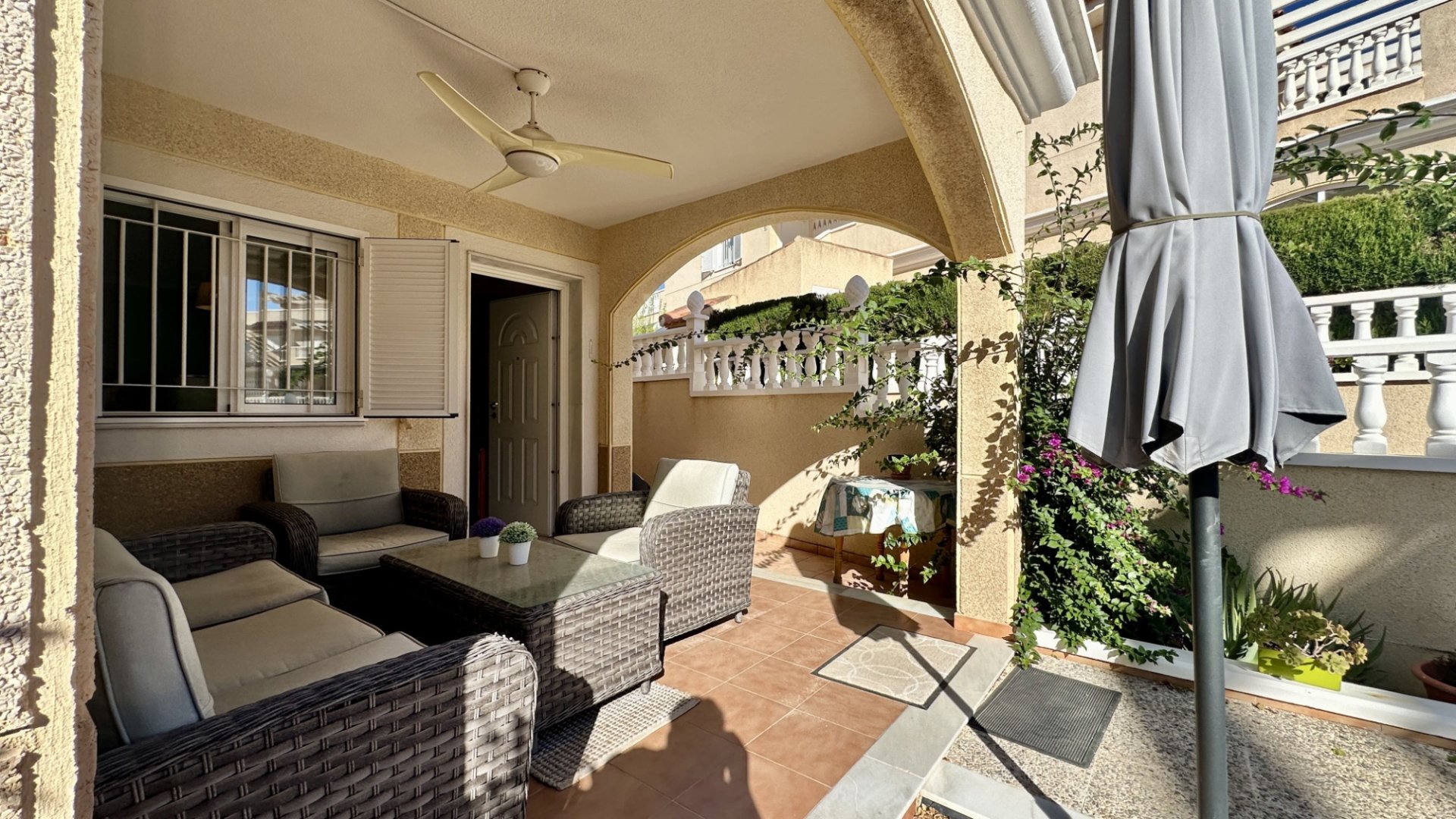 Reventa - Apartamentos -
Orihuela Costa - Zeniamar-Horizonte-La Campana