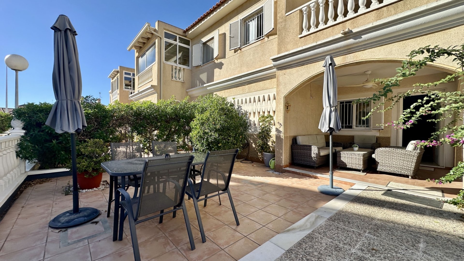 Reventa - Apartamentos -
Orihuela Costa - Zeniamar-Horizonte-La Campana