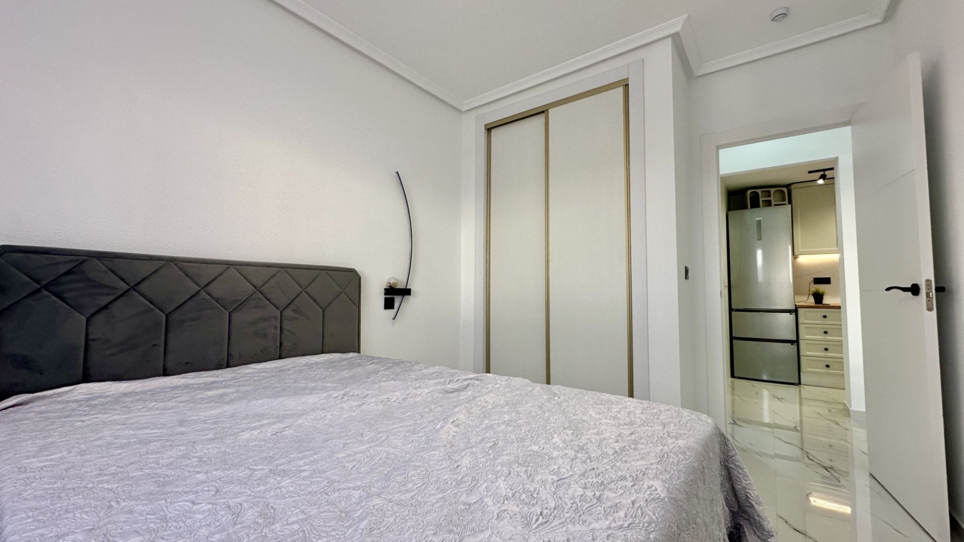 Reventa - Apartamentos -
Orihuela Costa - Zeniamar