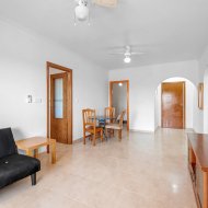 Reventa - Apartamentos -
Orihuela Costa