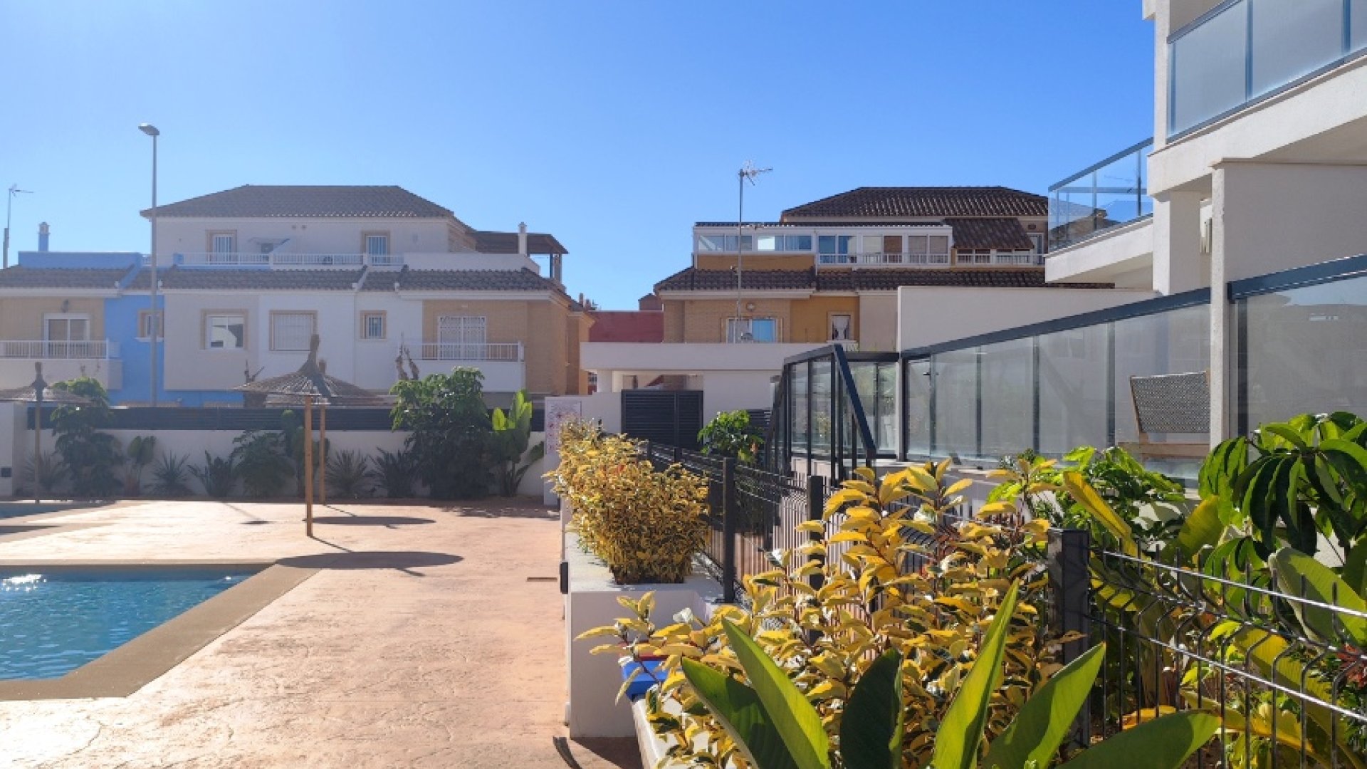 Reventa - Apartamentos -
Pilar de la Horadada - El Mojón