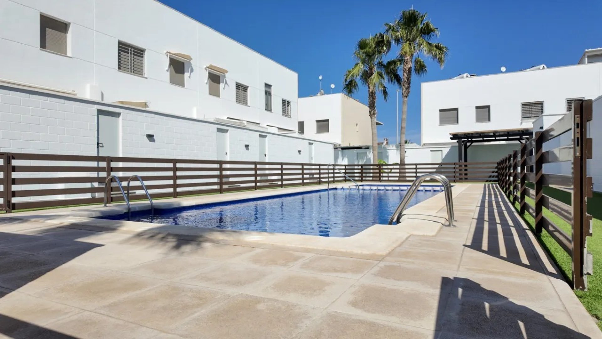Reventa - Apartamentos -
Pilar de la Horadada - La Torre de la Horadada