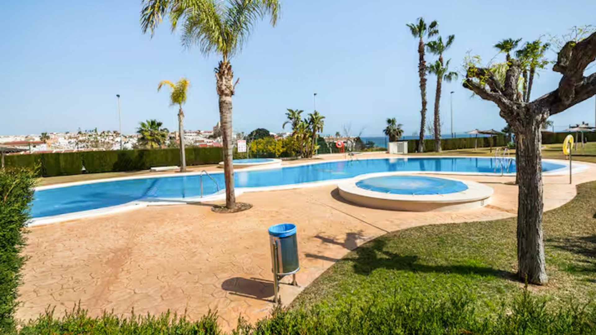 Reventa - Apartamentos -
Pilar de la Horadada - Mil Palmeras