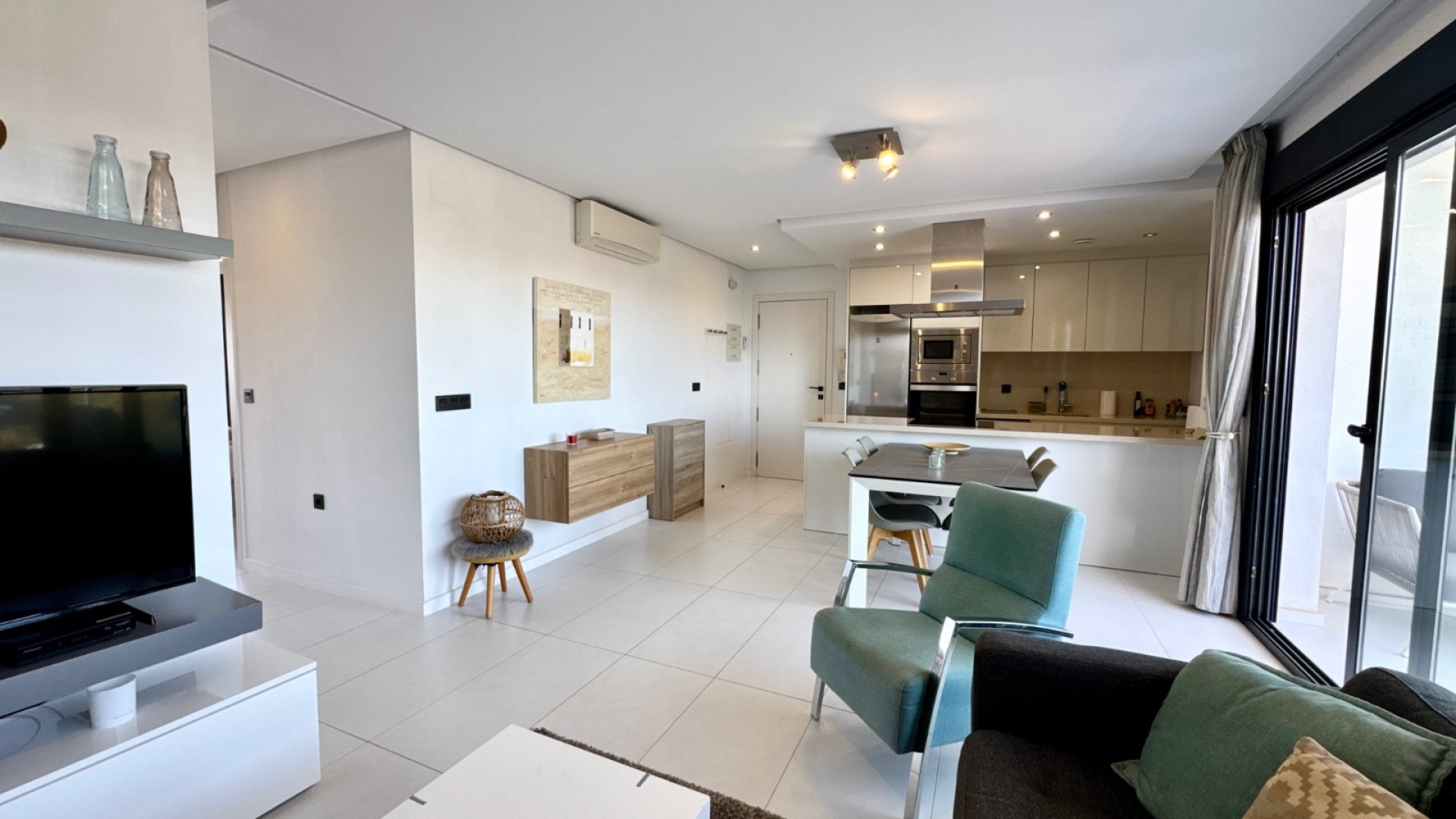 Reventa - Apartamentos -
Pilar de la Horadada - Mil Palmeras