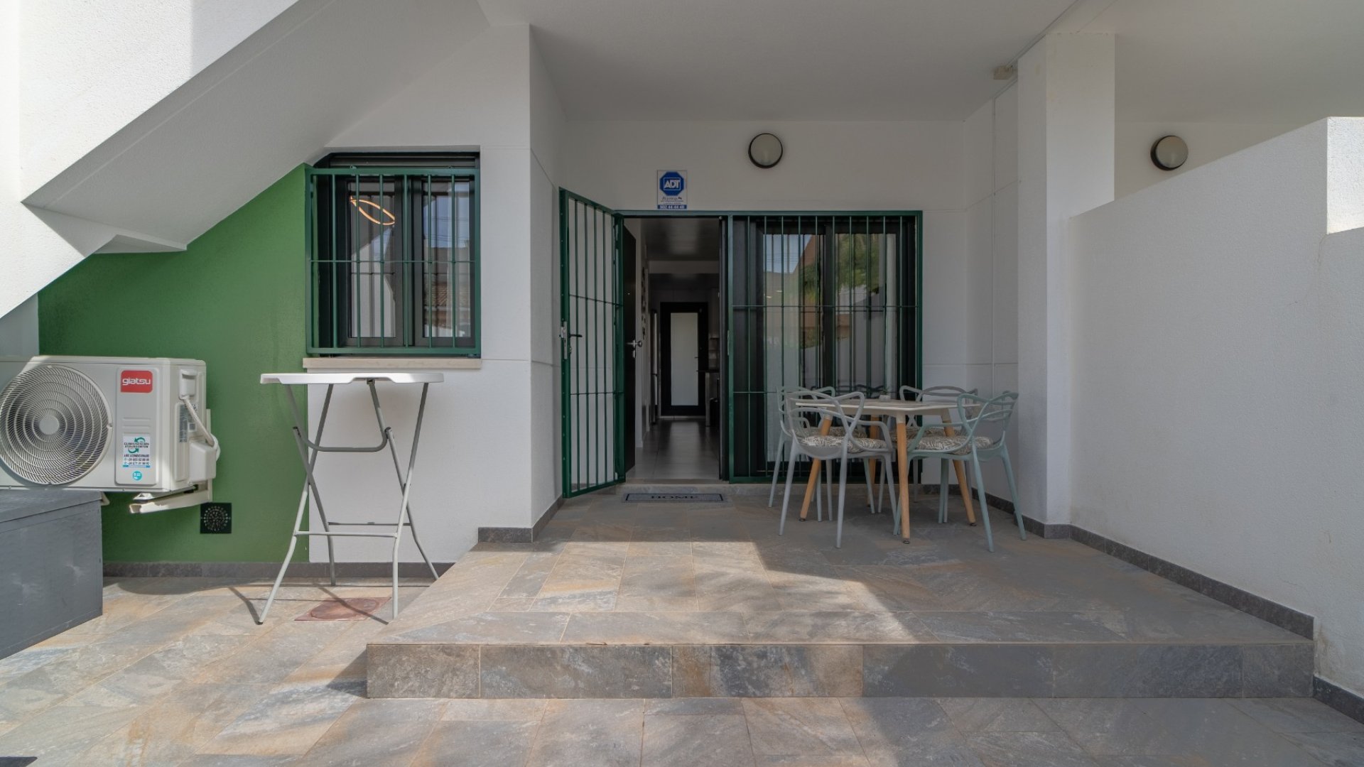 Reventa - Apartamentos -
Pilar de la Horadada - Mil Palmeras