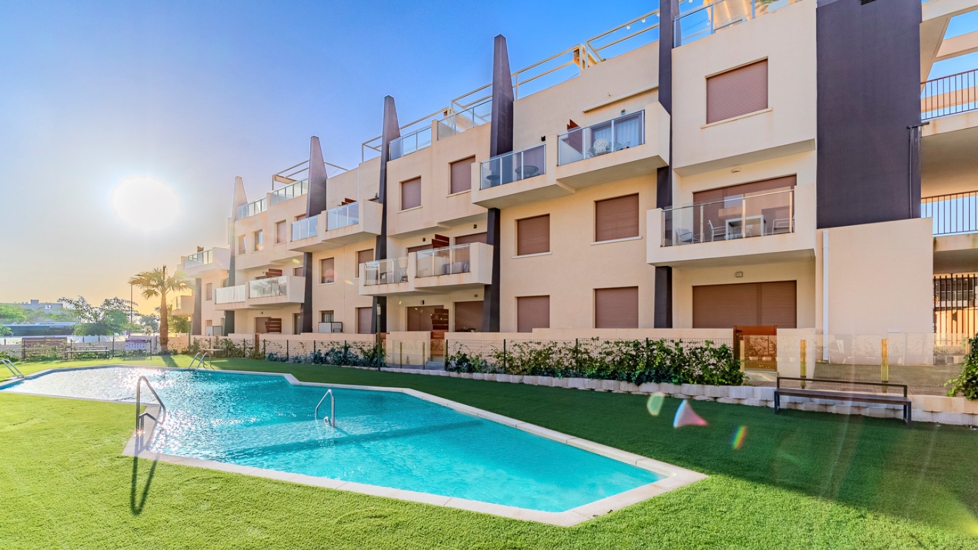 Reventa - Apartamentos -
Pilar de la Horadada - Mil Palmeras