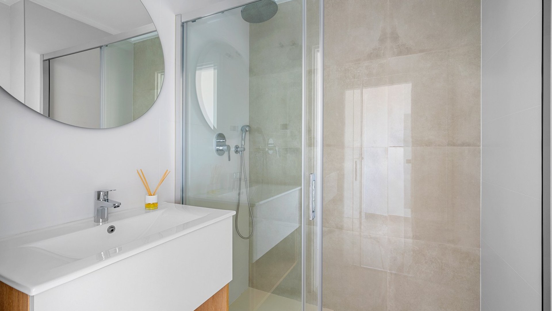 Reventa - Apartamentos -
Pilar de la Horadada - Torre de la Horadada