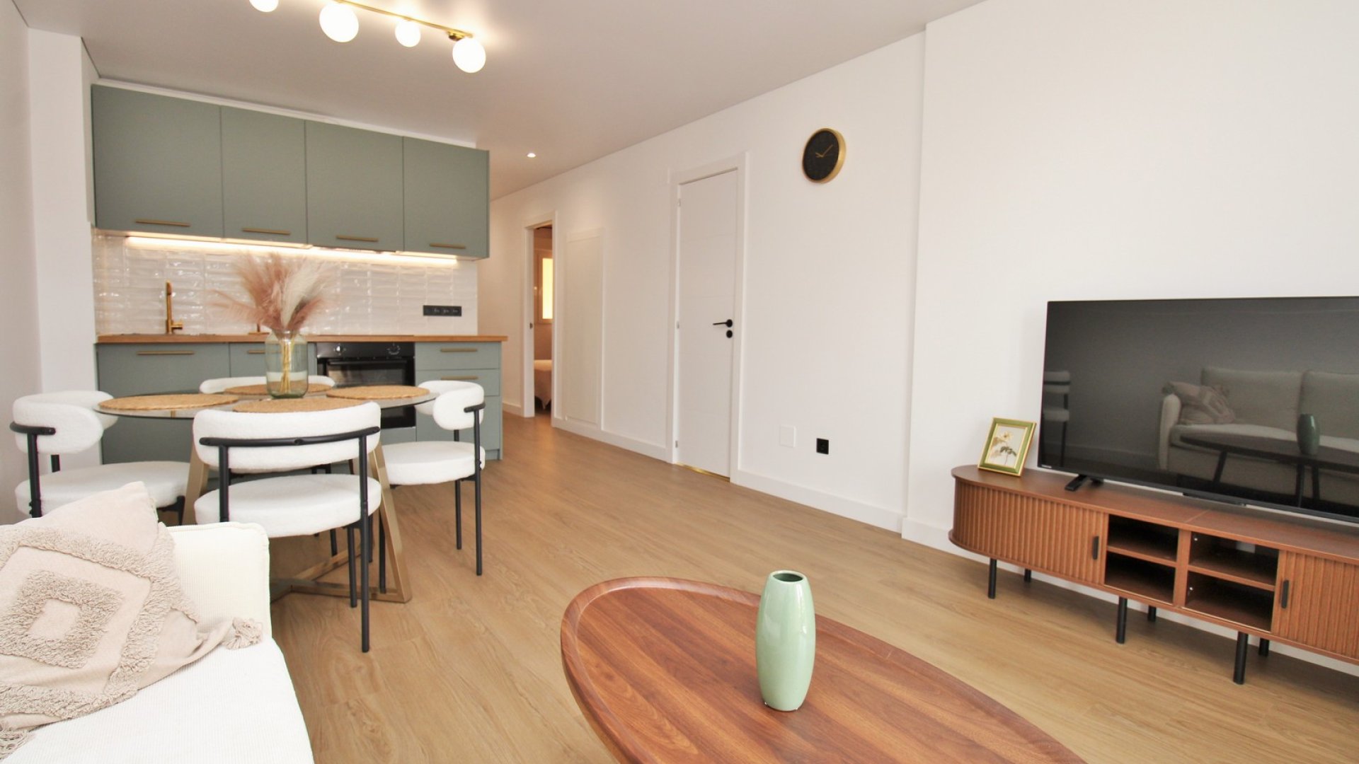 Reventa - Apartamentos -
Pilar de la Horadada - Torre de la Horadada