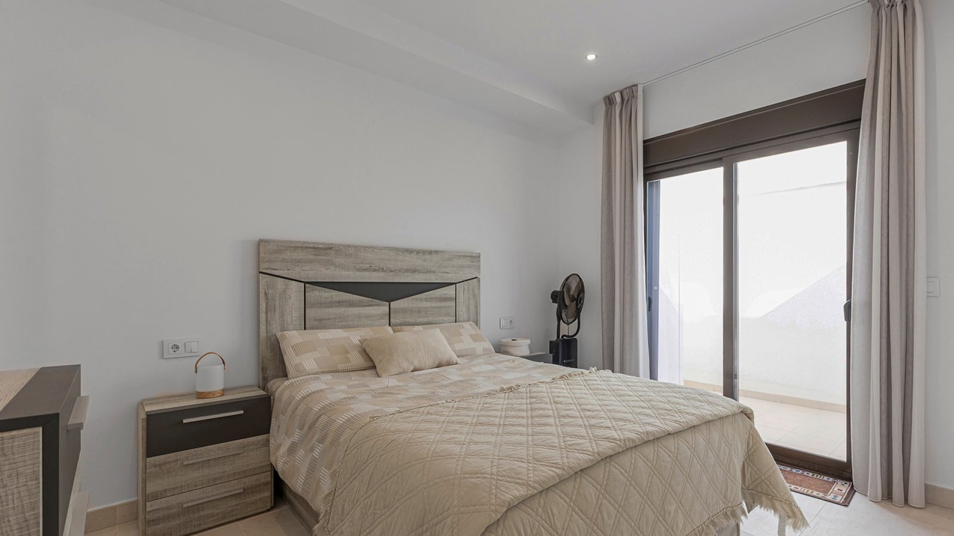 Reventa - Apartamentos -
Pilar de la Horadada - Zona Pueblo