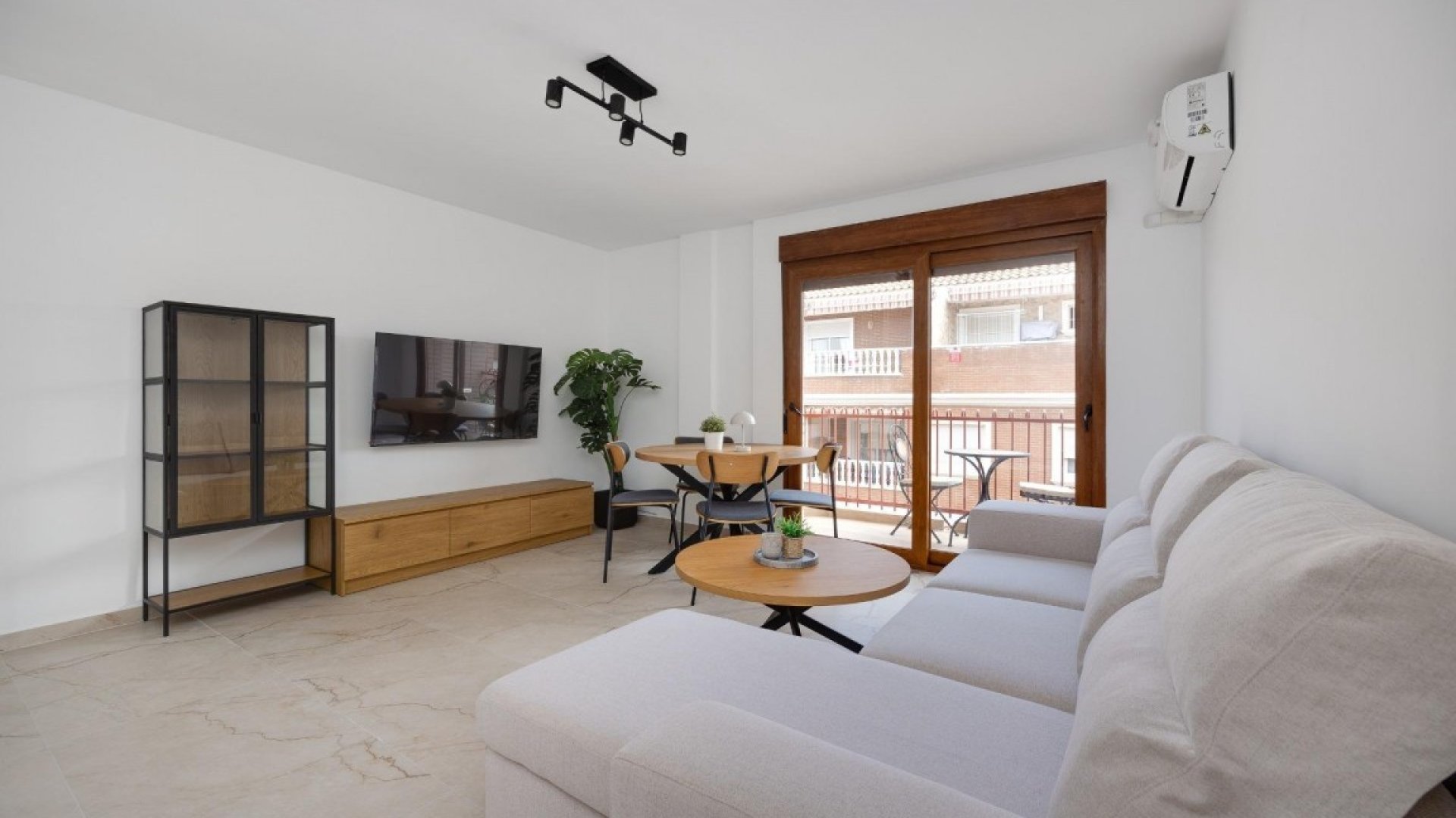 Reventa - Apartamentos -
Playa del Acequion