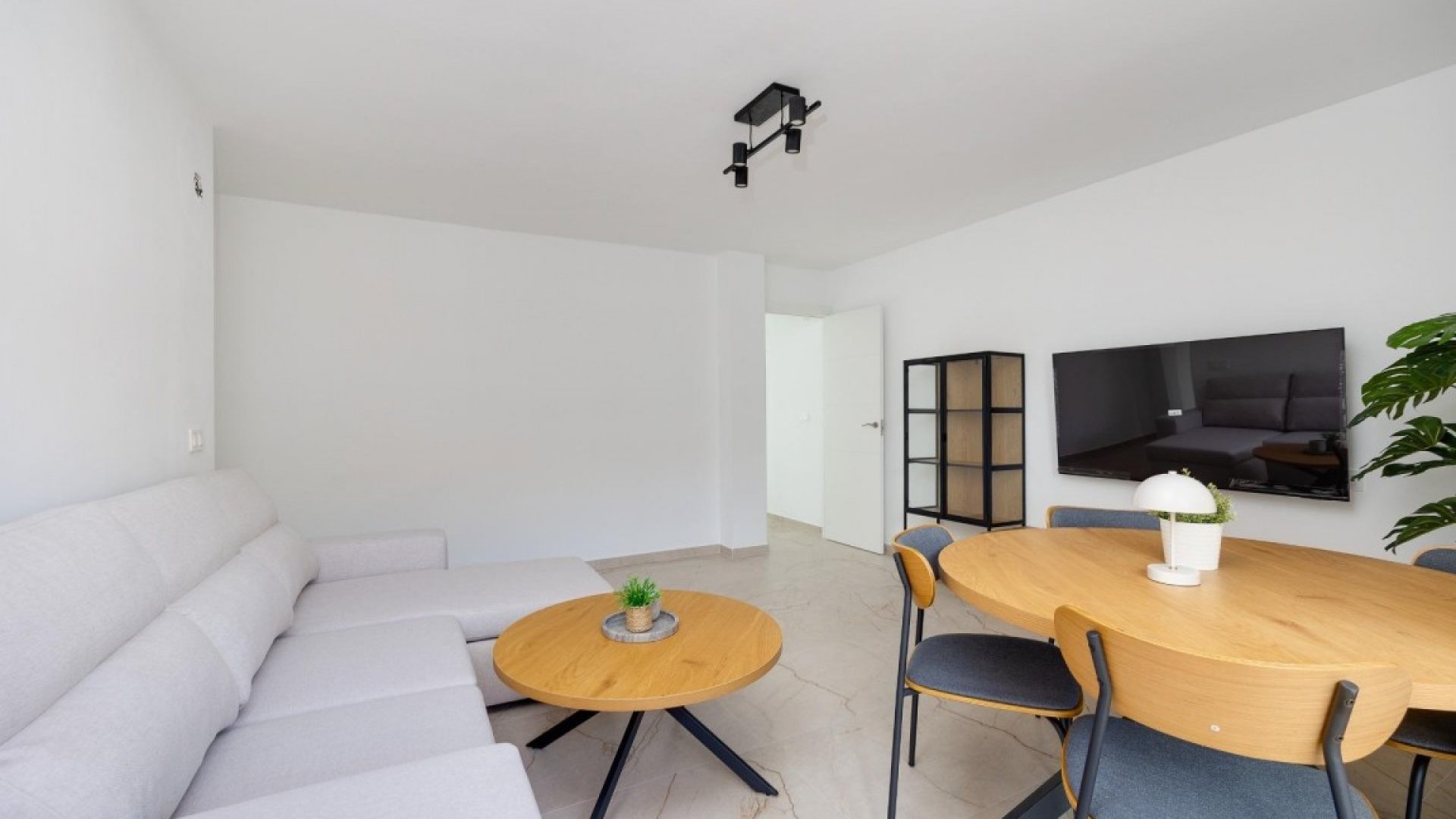 Reventa - Apartamentos -
Playa del Acequion