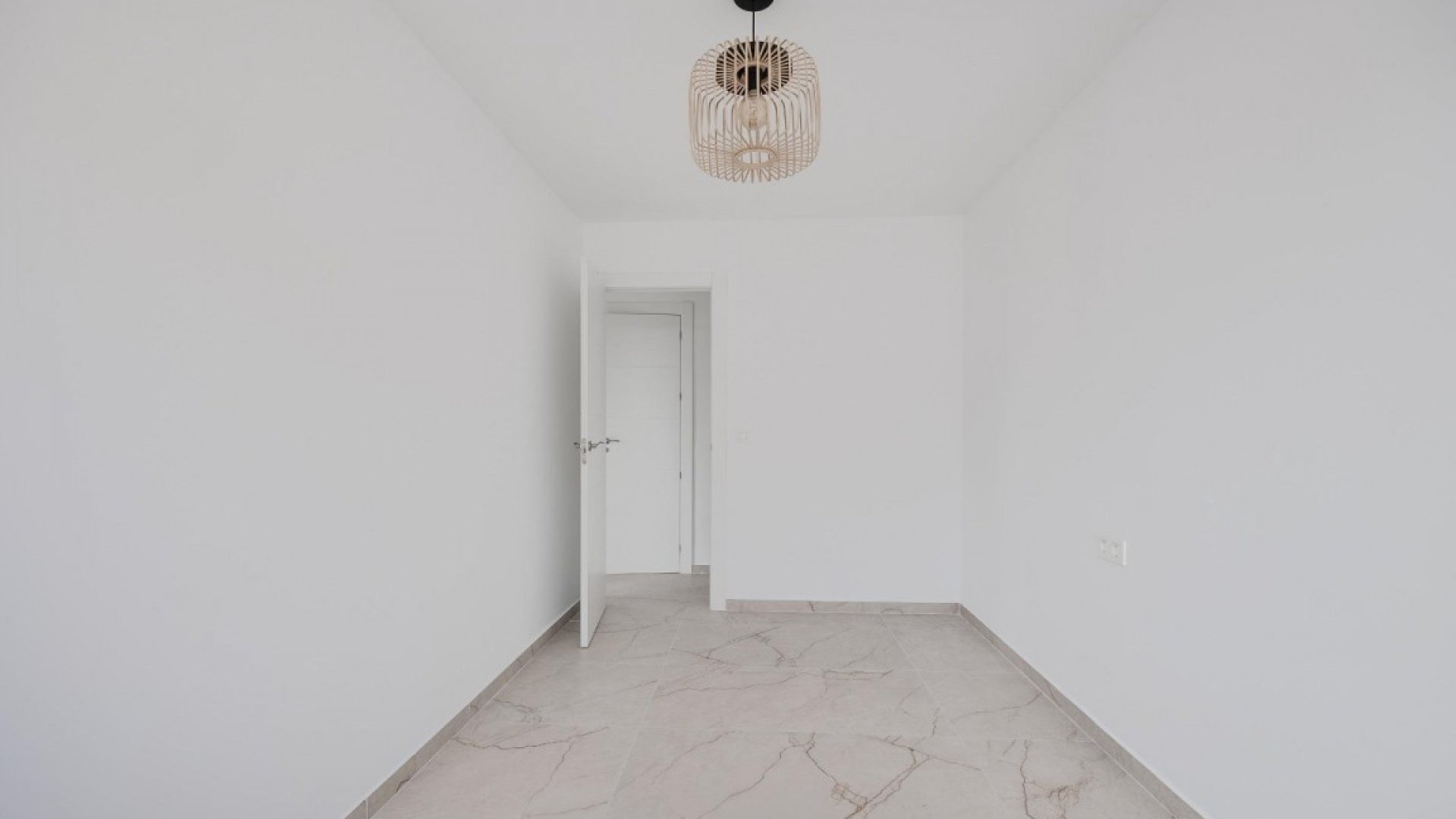 Reventa - Apartamentos -
Playa del Acequion