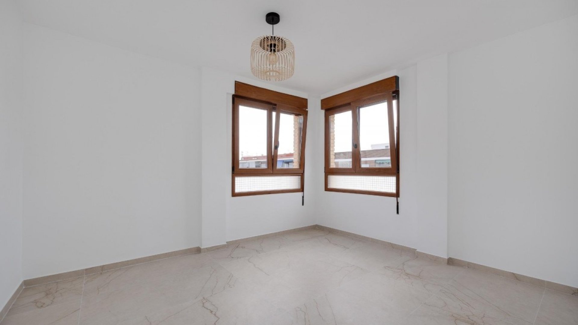 Reventa - Apartamentos -
Playa del Acequion