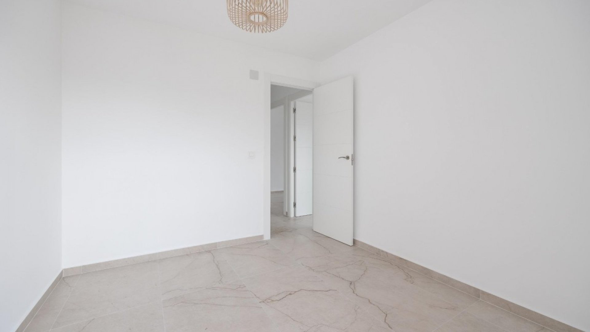 Reventa - Apartamentos -
Playa del Acequion