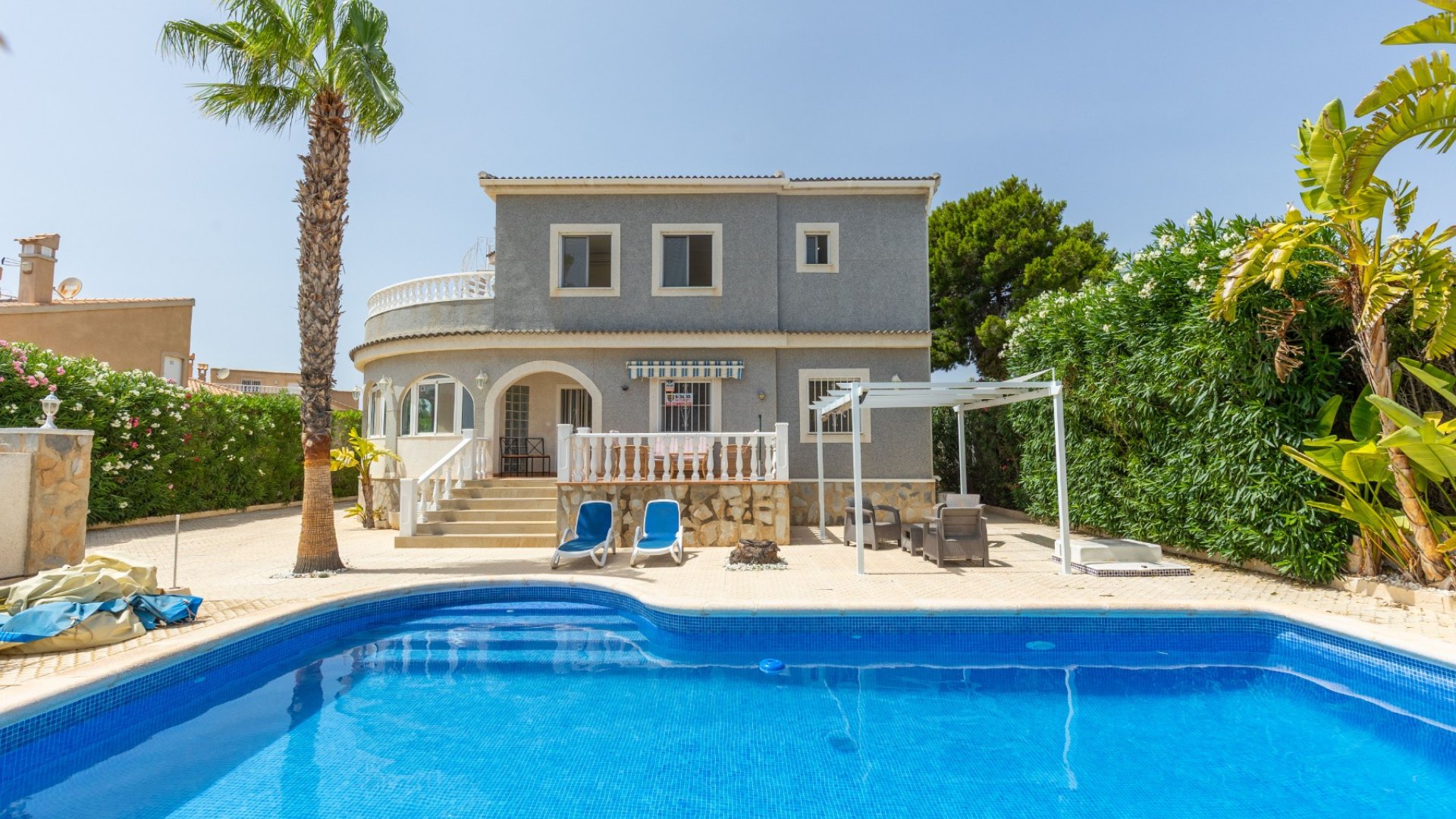 Reventa - Apartamentos -
San Fulgencio - La Marina