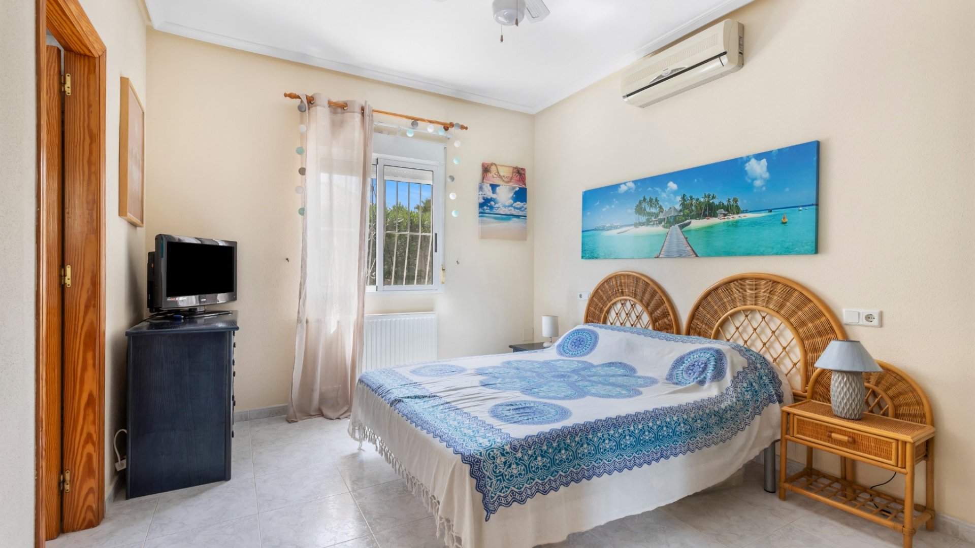 Reventa - Apartamentos -
San Fulgencio - La Marina