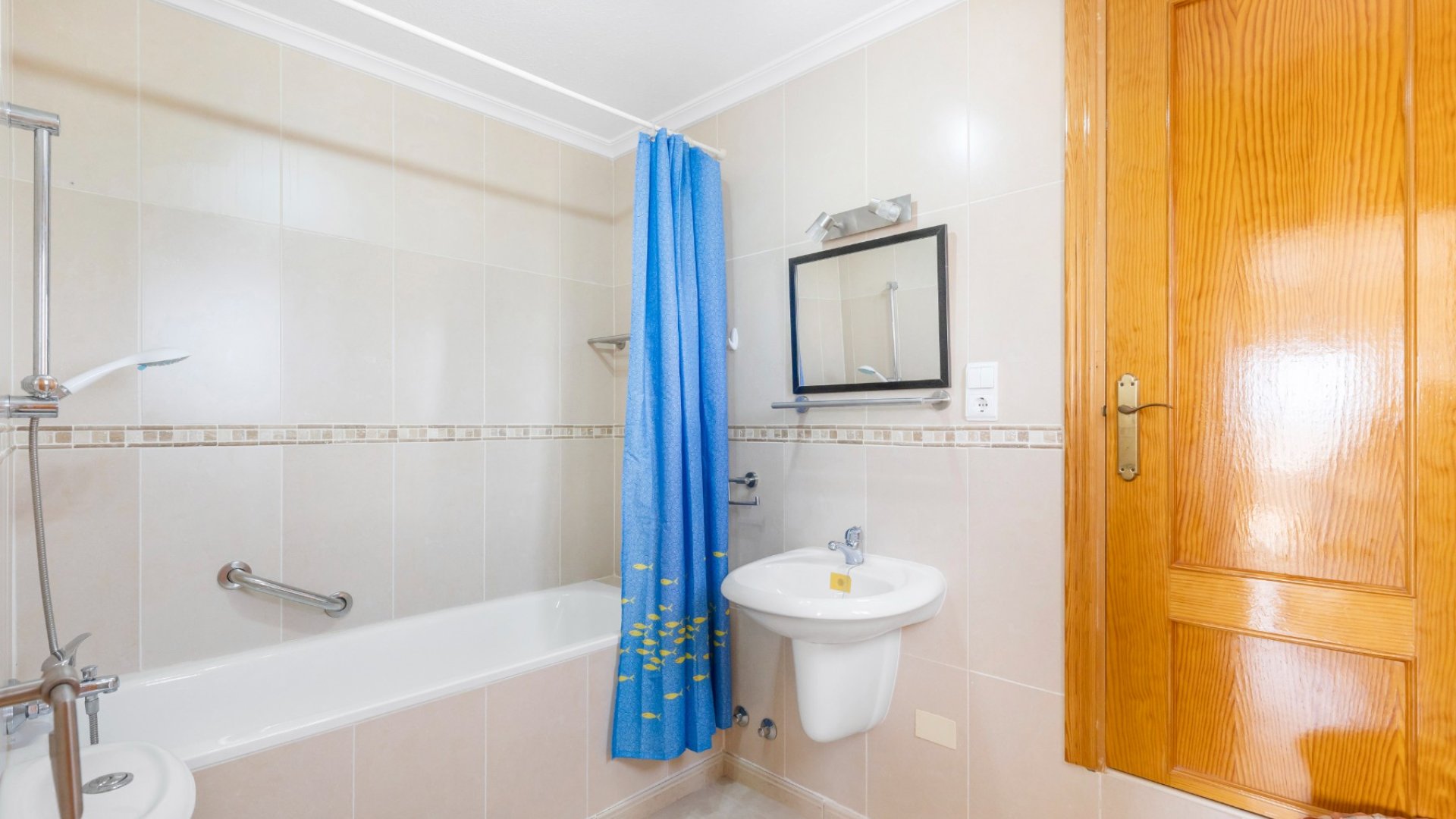 Reventa - Apartamentos -
San Fulgencio - La Marina