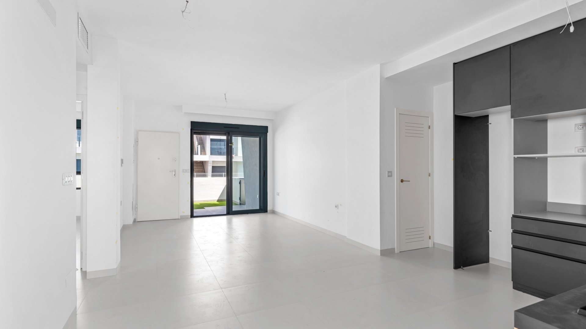 Reventa - Apartamentos -
San Miguel de Salinas - Costa Blanca