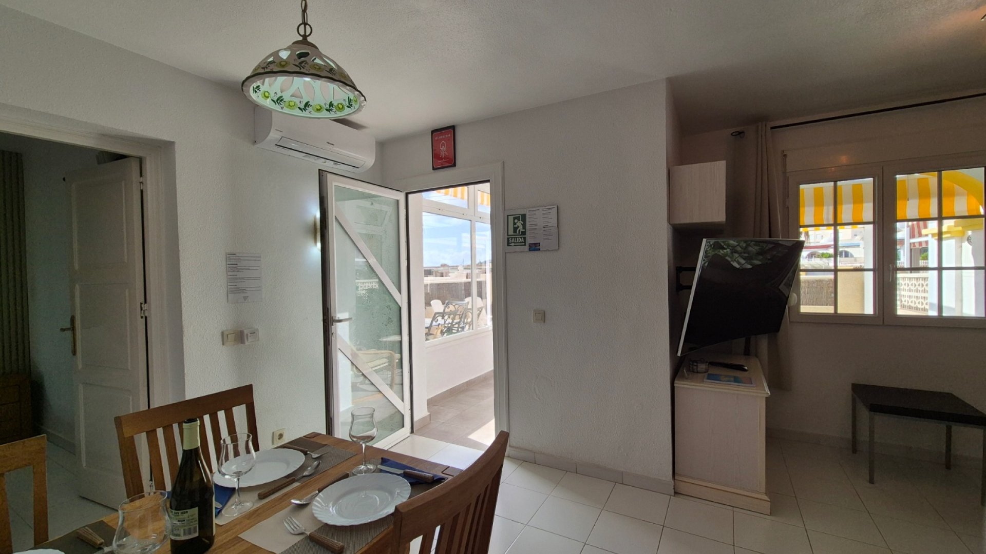 Reventa - Apartamentos -
San Miguel de Salinas - Costa Blanca