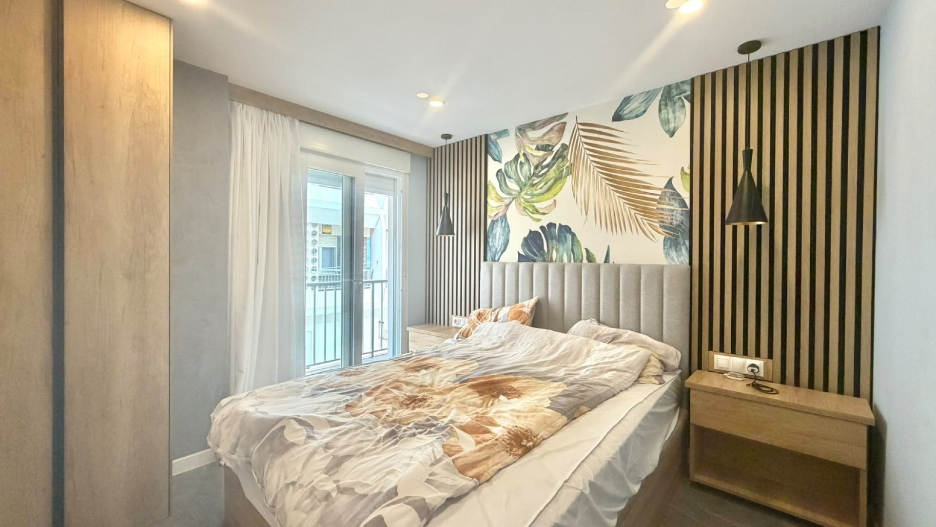 Reventa - Apartamentos -
Santa Pola - Gran Playa