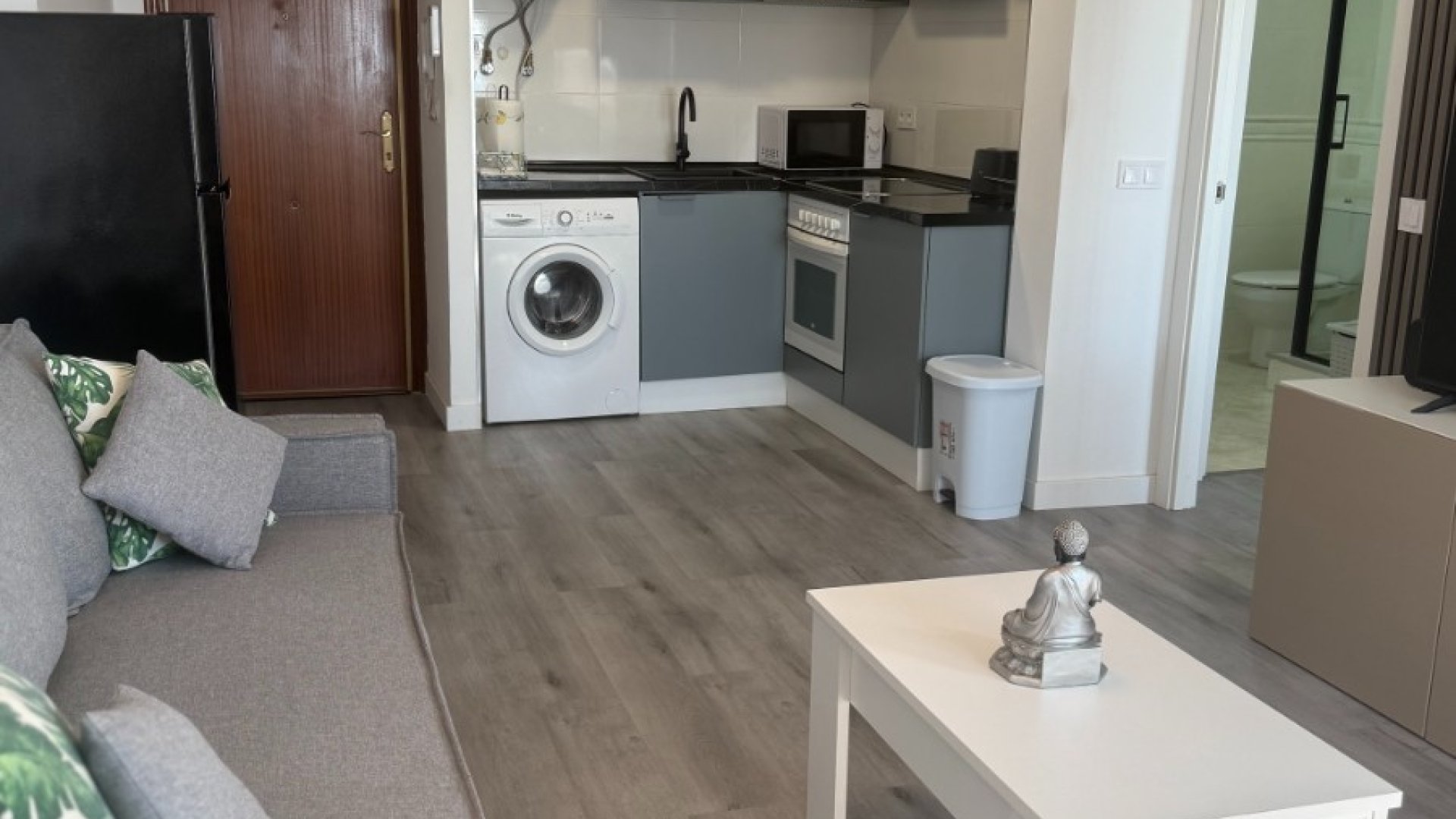 Reventa - Apartamentos -
Santa Pola