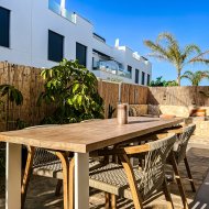 Reventa - Apartamentos -
Santiago de la Ribera - zona san blas