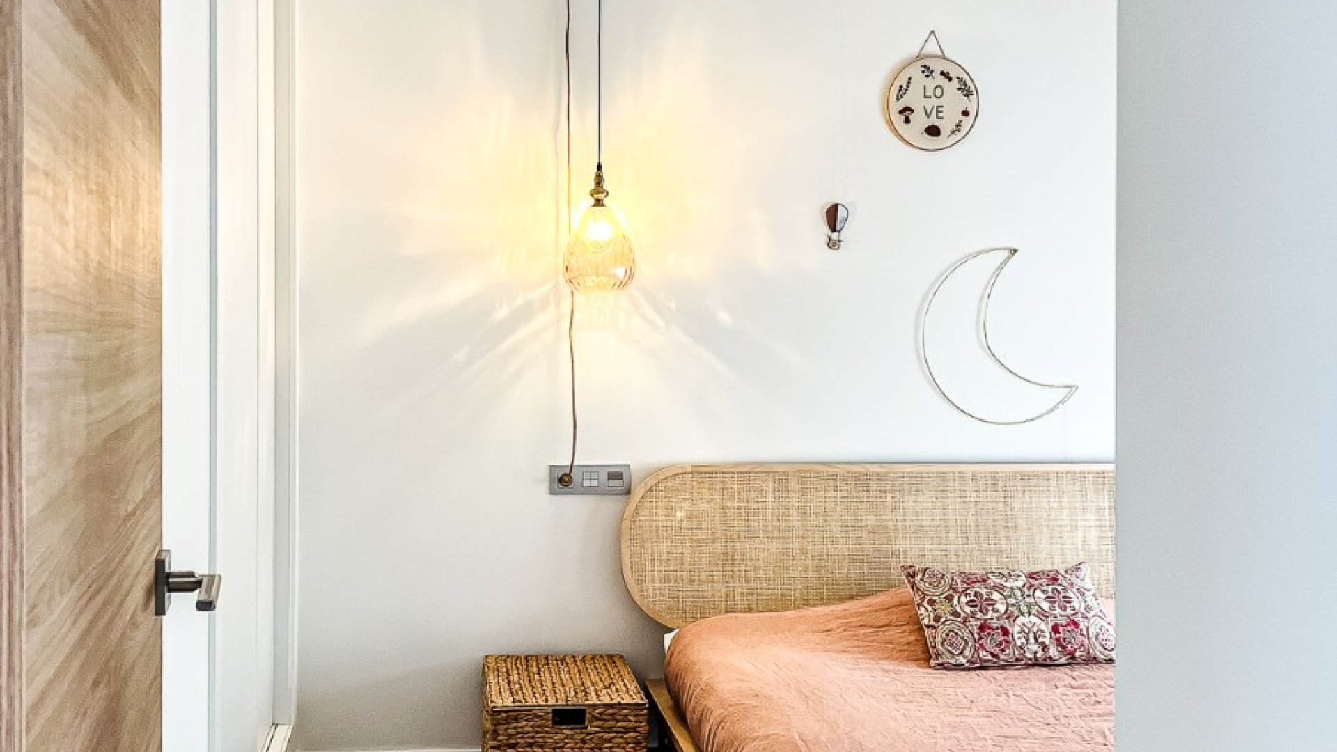 Reventa - Apartamentos -
Santiago de la Ribera - zona san blas