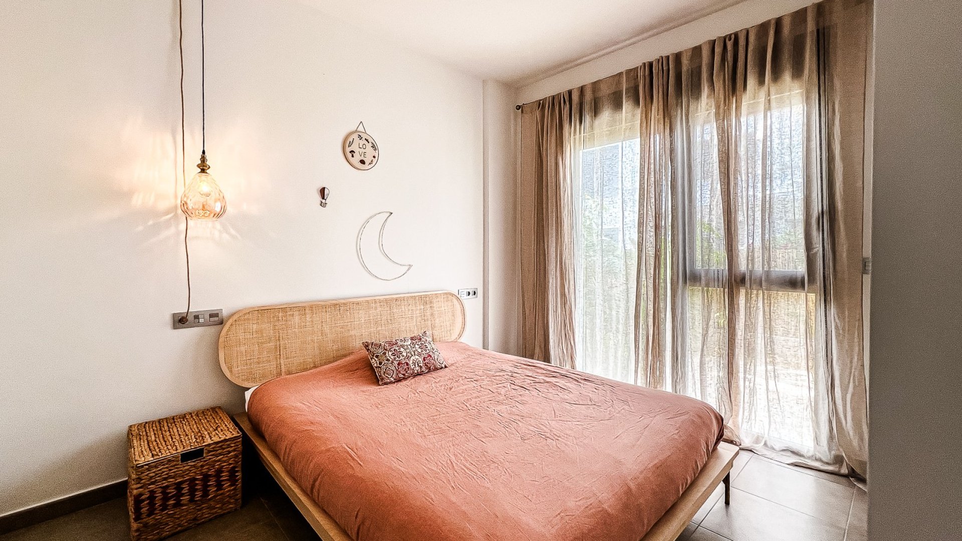 Reventa - Apartamentos -
Santiago de la Ribera - zona san blas