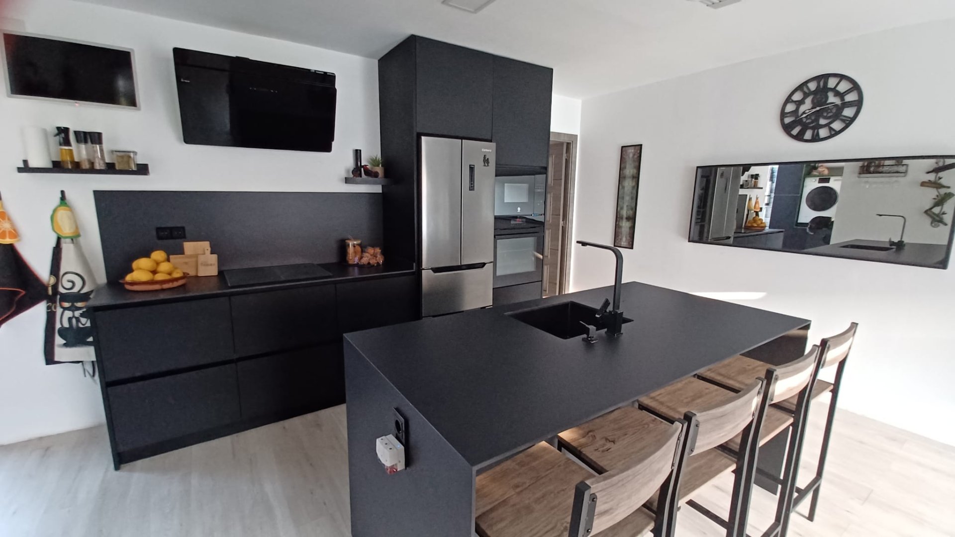 Reventa - Apartamentos -
Torre de la Horadada - Costa Blanca Sur