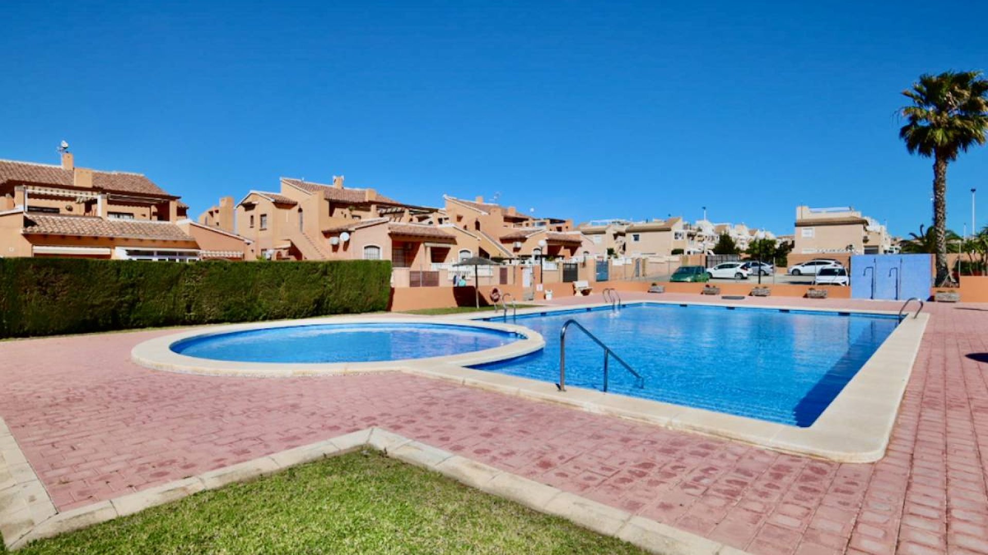 Reventa - Apartamentos -
Torrevieja - Aguas Nuevas