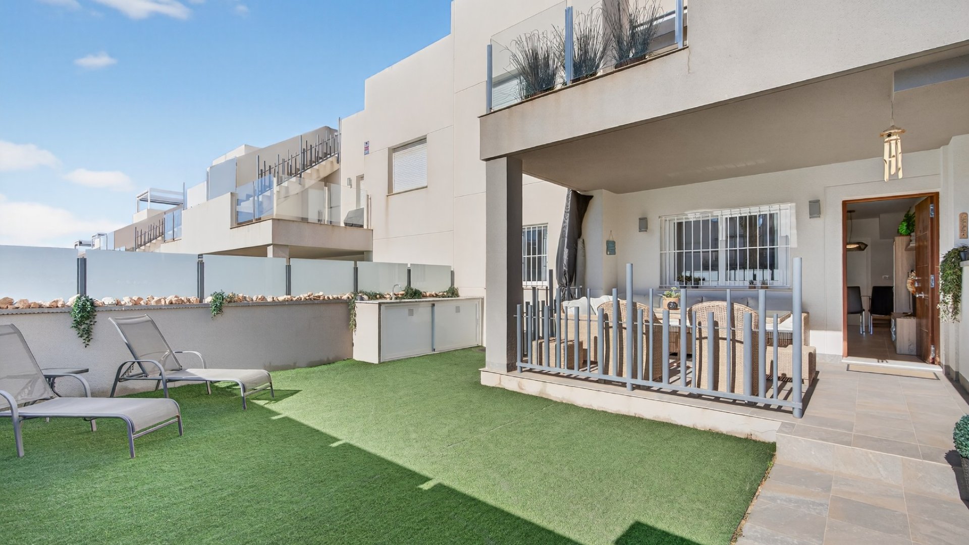 Reventa - Apartamentos -
Torrevieja - Aguas Nuevas