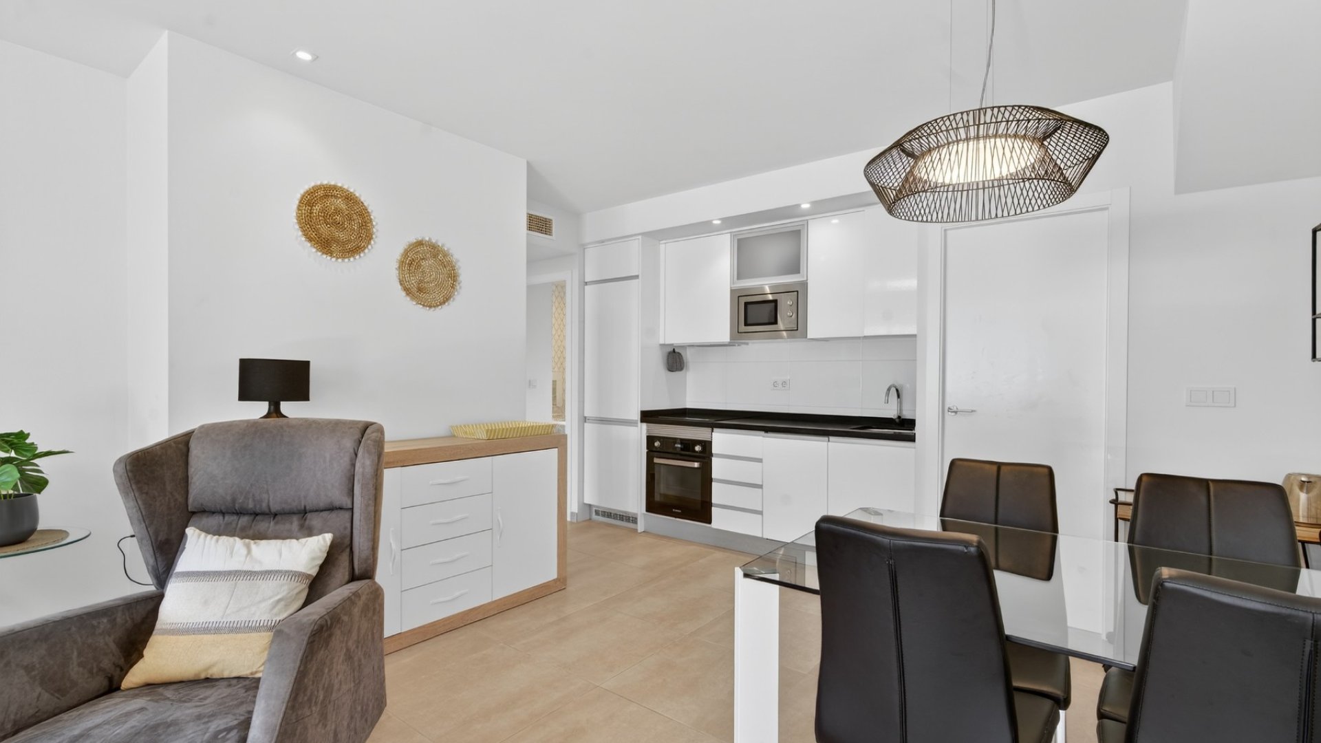 Reventa - Apartamentos -
Torrevieja - Aguas Nuevas