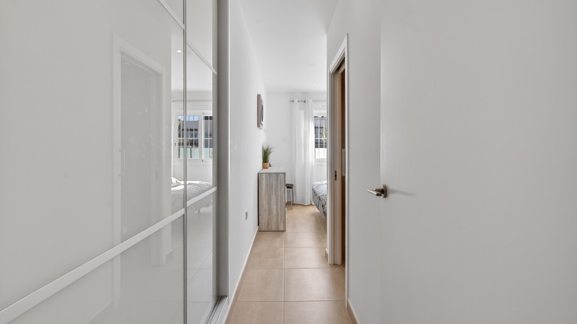 Reventa - Apartamentos -
Torrevieja - Aguas Nuevas