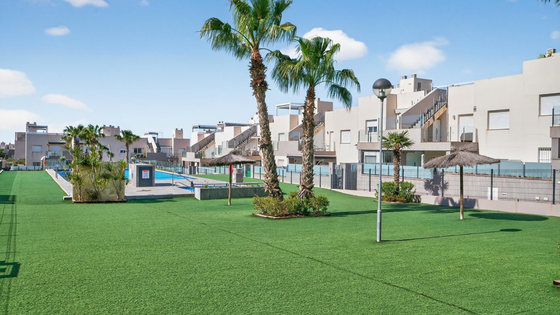 Reventa - Apartamentos -
Torrevieja - Aguas Nuevas